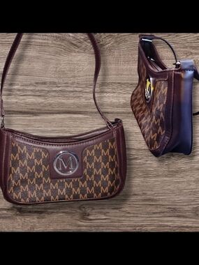 MK' Brown Shoulder Bag - Classic Women's Bag